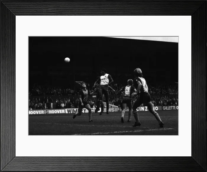 Framed Print : Stoke. v. Southampton. October 1984 MF18-03-034 The final score was a three one