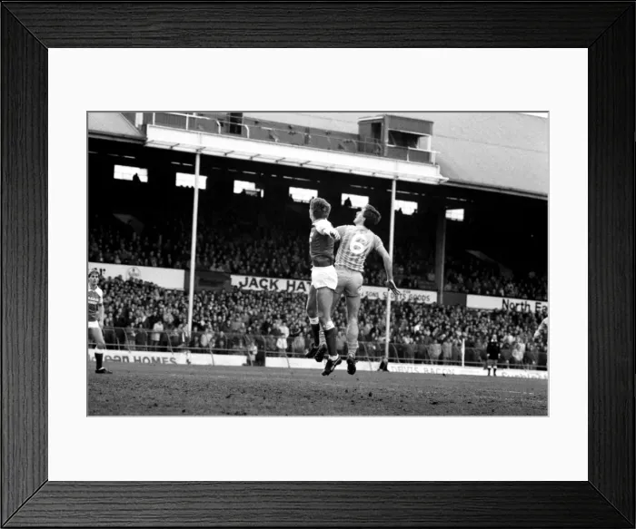 Framed Print : Middlesbrough v. Manchester City. February 1984 MF14-15 Final Score was a nil nil Framed Print : Middlesbrough v. Manchester City. February 1984 MF14-15 Final Score was a nil nil