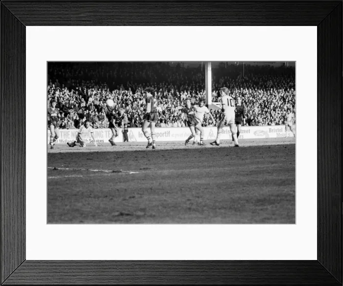 Framed Print : Aston Villa v. Manchester United. March 1984 MF14-16-004 Final Score was a three Framed Print : Aston Villa v. Manchester United. March 1984 MF14-16-004 Final Score was a three