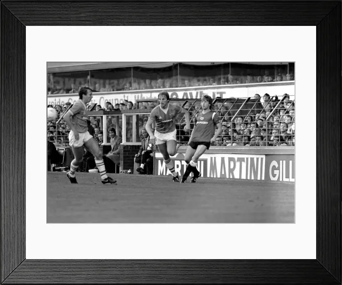 Framed Print : Everton 5 v. Manchester United 0. October 1984 MF18-07-054 Framed Print : Everton 5 v. Manchester United 0. October 1984 MF18-07-054