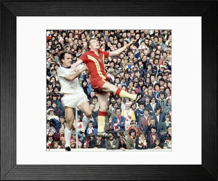 Framed Print : May 1976 Wales v Yugoslavia Football European Nation Cup Quater Final 2nd Leg Framed Print : May 1976 Wales v Yugoslavia Football European Nation Cup Quater Final 2nd Leg