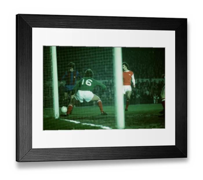 Framed Print : Johan Cruyff Barcelona 1974 Arsenal Barcelona football