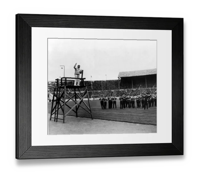 Framed Print : Sport - Football - FA Cup Final - 1927 - Cardiff City v Arsenal - Wembley - Mr T. P
