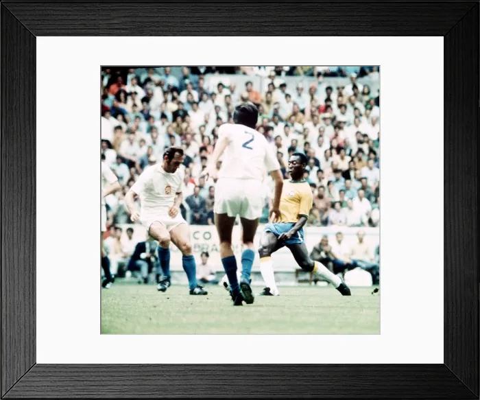 Framed Print : Pele during 1970 World Cup match Brazil V Czech Framed Print : Pele during 1970 World Cup match Brazil V Czech