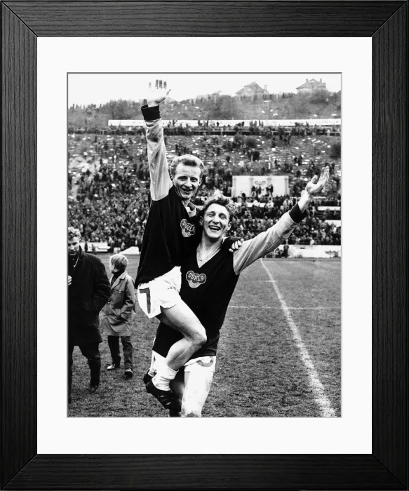 Framed Print : Celtic FC v Dukla Prague European Cup semi-final second leg match Framed Print : Celtic FC v Dukla Prague European Cup semi-final second leg match