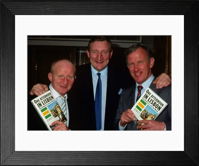 Framed Print : Lisbon Lions with copy of Celtic book May 1988 Framed Print : Lisbon Lions with copy of Celtic book May 1988