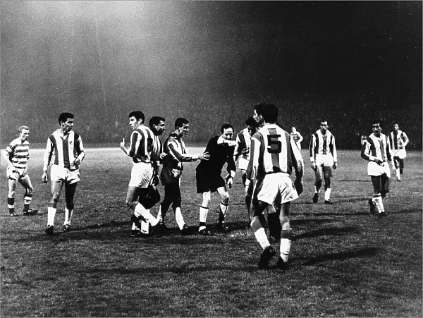 Celtic FC v Leixoes Inter Cities Fairs Cup players argue with referee after awarding
