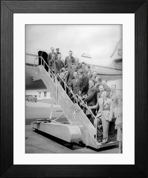 Framed Print : England World Cup 1950 squad June 1950 just before departing to Brazil Framed Print : England World Cup 1950 squad June 1950 just before departing to Brazil
