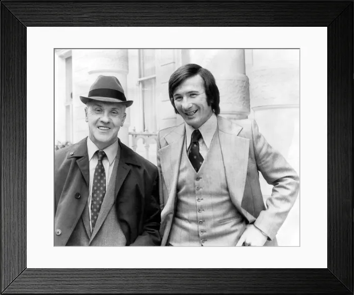 Framed Print : Tommy Smith of Liverpool with manager Bill Shankly May 1983 Framed Print : Tommy Smith of Liverpool with manager Bill Shankly May 1983