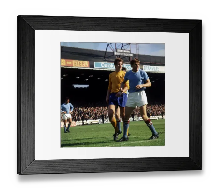 Framed Print : Manchester City v Everton 1969 football