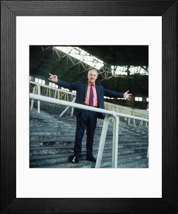 Framed Print : Bill Shankly ex Liverpool manager July 1984 standing on the terracing O / s C / T Bill Framed Print : Bill Shankly ex Liverpool manager July 1984 standing on the terracing O / s C / T Bill