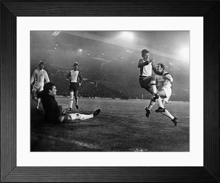 Framed Print : European Cup 1st round 1st leg match at Elland Road, Leeds