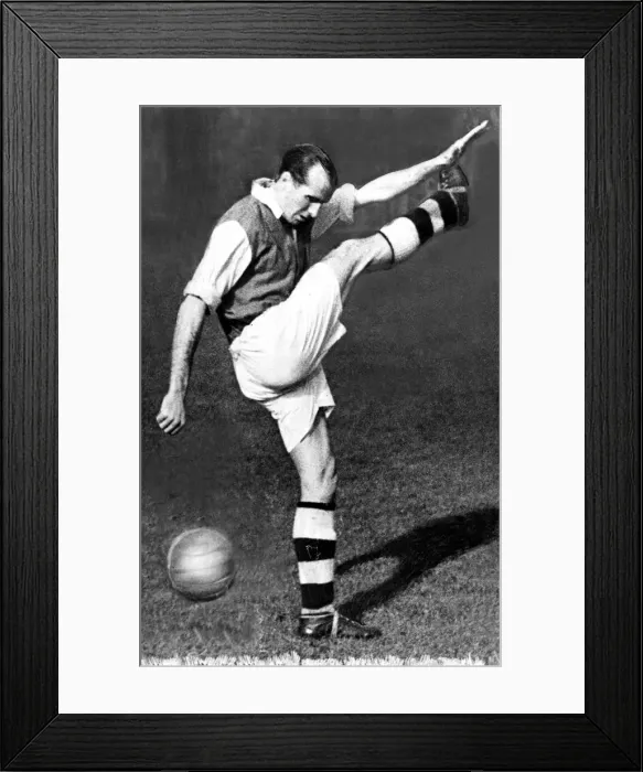 Framed Print : Wally Barnes Football Player of Arsenal - October 1949 - Training Framed Print : Wally Barnes Football Player of Arsenal - October 1949 - Training