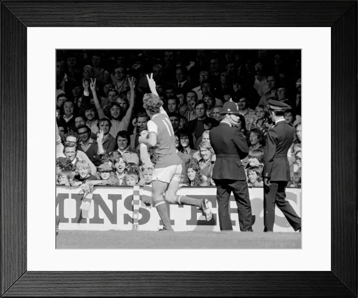 Framed Print : English Football League Division One match Leicester City v Arsenal August 1974 Framed Print : English Football League Division One match Leicester City v Arsenal August 1974