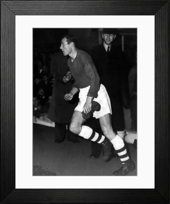 Framed Print : Jack Kelsey (Goalkeeper) Football Player of Arsenal - 1958