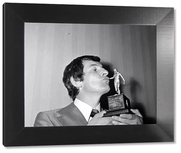 Alan Mullery Football Player of Fulham FC - May 1975 awarded with the Footballer of