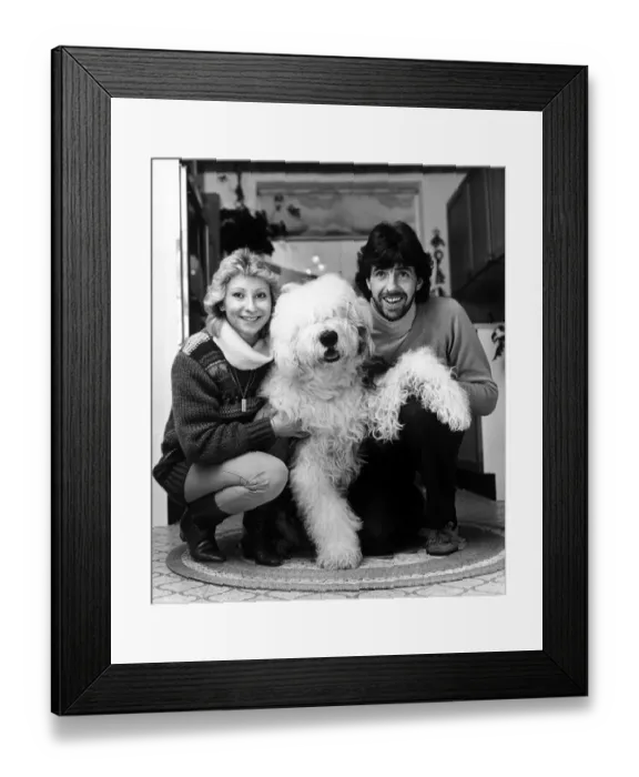 Framed Print : Footballer Mark Lawrenson and girlfriend Vanessa and pet dog Barnaaby Febraury 1983 Framed Print : Footballer Mark Lawrenson and girlfriend Vanessa and pet dog Barnaaby Febraury 1983