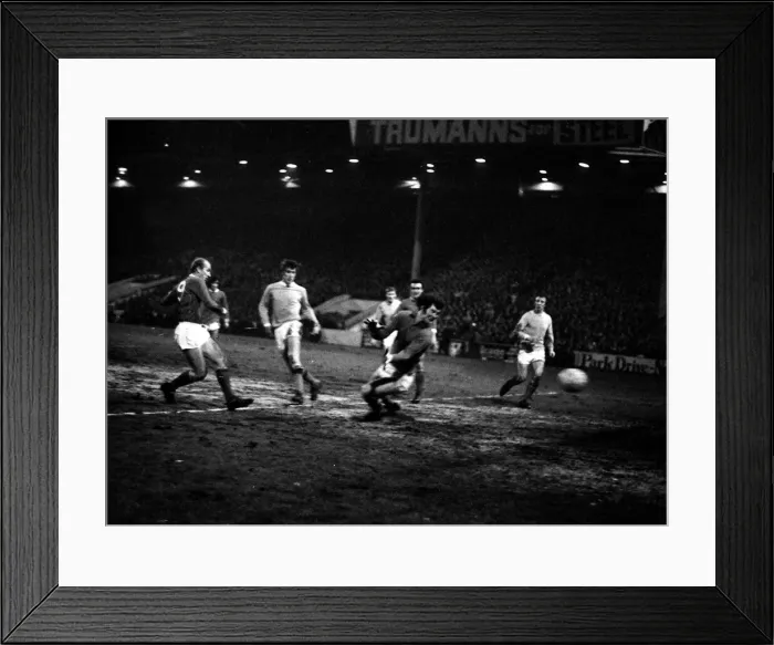 Framed Print : Manchester City v Manchester United December 1969 A©Daily Mirror