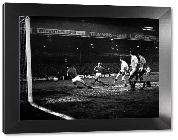 Manchester City v Manchester United-Bobby Charlton shoots