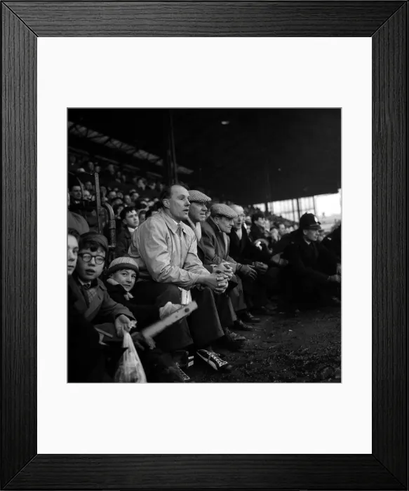Framed Print : Norwich City v Manchester United United manager Matt Busby with assistant manager Framed Print : Norwich City v Manchester United United manager Matt Busby with assistant manager