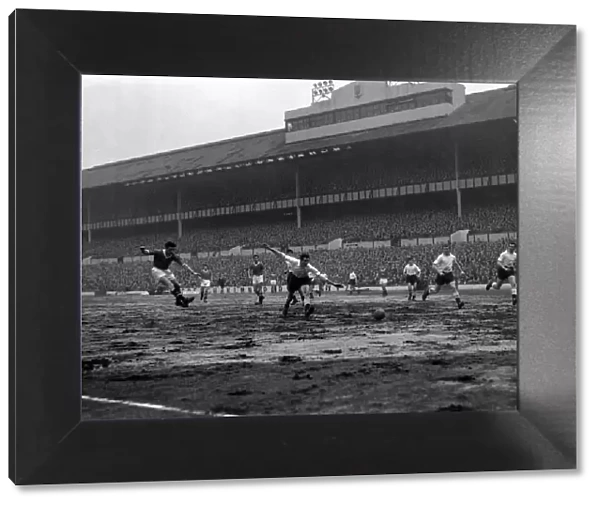 Tottenham Hotspur v Manchester United-action during the game February 1959