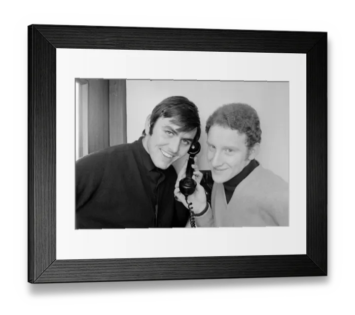 Framed Print : Manchester United Players Carlos Satori and Jimmy Rimmer- 21 on the same day Framed Print : Manchester United Players Carlos Satori and Jimmy Rimmer- 21 on the same day