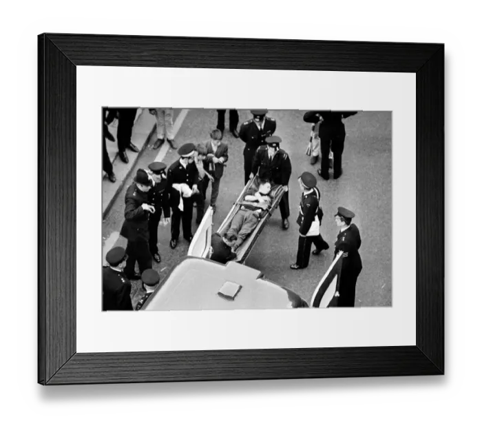 Framed Print : Manchester United Football Team return after winning the European Cup - An injured fan is Framed Print : Manchester United Football Team return after winning the European Cup - An injured fan is