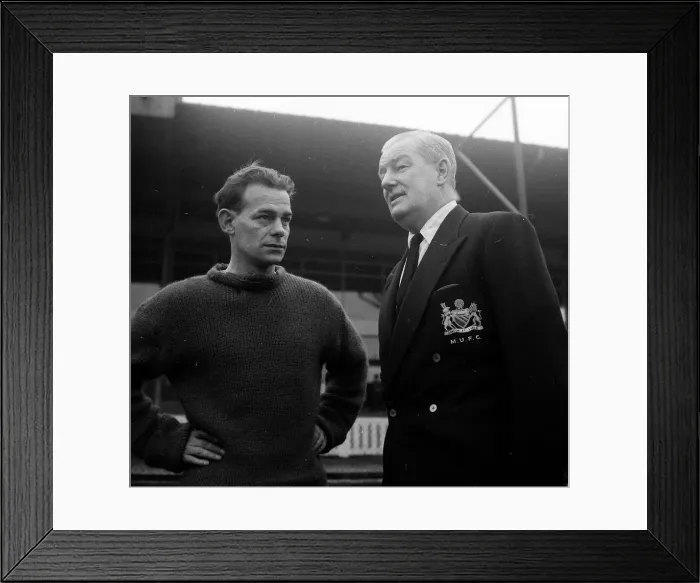 Framed Print : Manchester United in training, the first training session after the Munich air crash Framed Print : Manchester United in training, the first training session after the Munich air crash