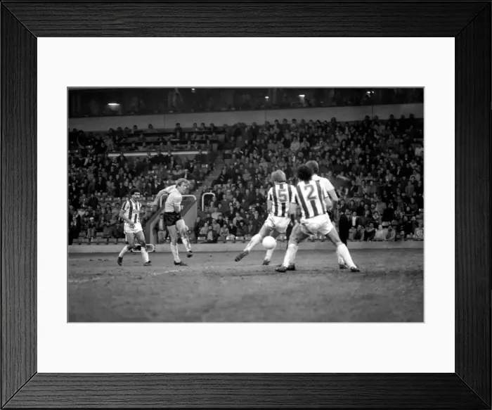 Framed Print : West Bromwich Albion 1 v. Everton 1. February 1984 MF14-08-026 Framed Print : West Bromwich Albion 1 v. Everton 1. February 1984 MF14-08-026