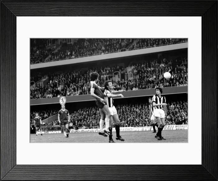 Framed Print : English League Division Two match at Stamford Bridge. Chelsea 6 v Newcastle United 0 Framed Print : English League Division Two match at Stamford Bridge. Chelsea 6 v Newcastle United 0