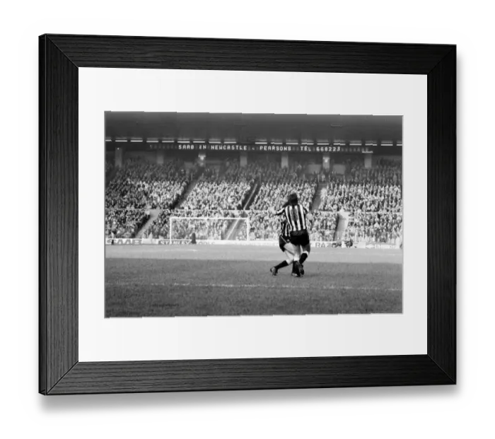 Framed Print : Manchester City v. Newcastle. February 1984 MF14-11-002 The final score was a two one Framed Print : Manchester City v. Newcastle. February 1984 MF14-11-002 The final score was a two one