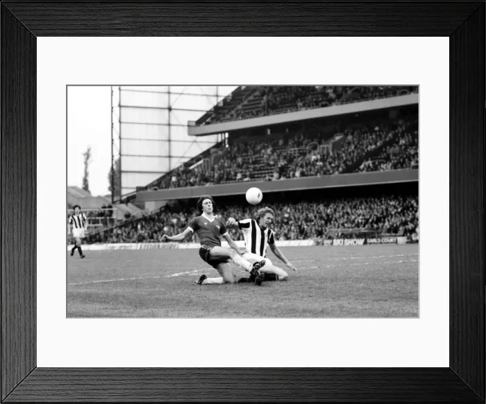 Framed Print : English League Division Two match at Stamford Bridge. Chelsea 6 v Newcastle United 0 Framed Print : English League Division Two match at Stamford Bridge. Chelsea 6 v Newcastle United 0