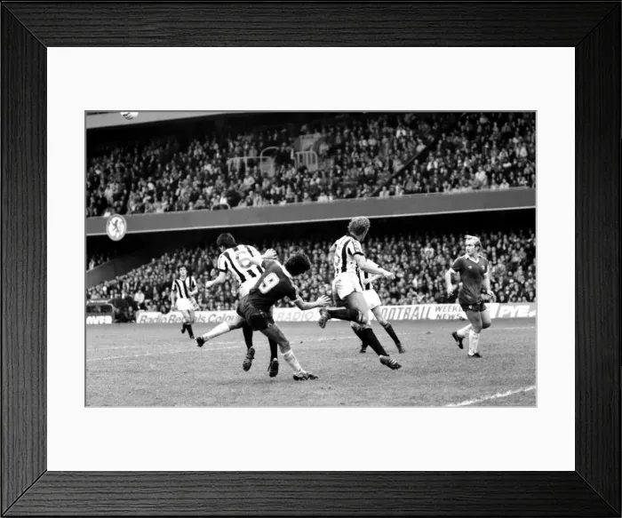 Framed Print : English League Division Two match at Stamford Bridge. Chelsea 6 v Newcastle United 0 Framed Print : English League Division Two match at Stamford Bridge. Chelsea 6 v Newcastle United 0