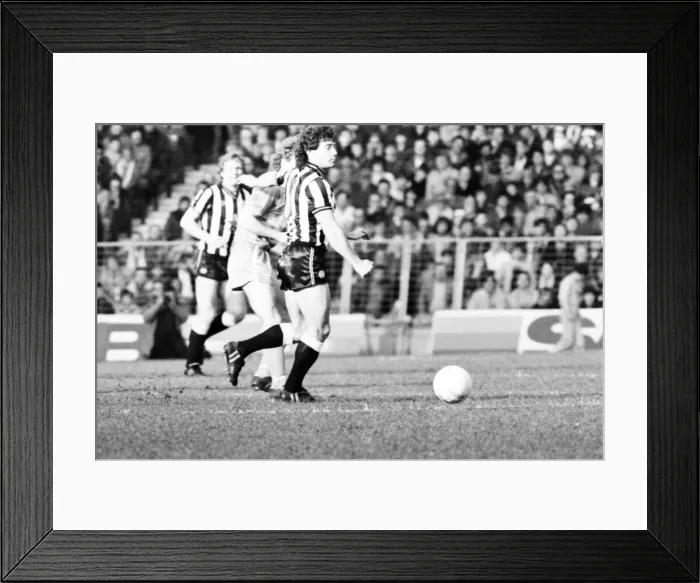 Framed Print : Manchester City v. Newcastle. February 1984 MF14-11-018 The final score was a two one Framed Print : Manchester City v. Newcastle. February 1984 MF14-11-018 The final score was a two one