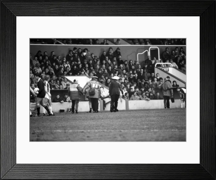 Framed Print : West Bromwich Albion 1 v. Everton 1. February 1984 MF14-08-044 Framed Print : West Bromwich Albion 1 v. Everton 1. February 1984 MF14-08-044