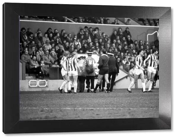 West Bromwich Albion 1 v. Everton 1. February 1984 MF14-08