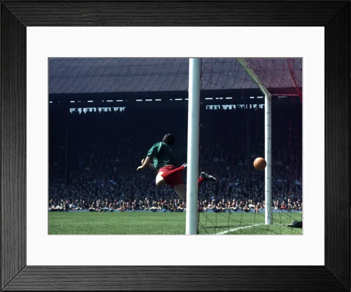 Framed Print : English League Division One match at Anfield. Liverpool 2 v Manchester City 1 Framed Print : English League Division One match at Anfield. Liverpool 2 v Manchester City 1