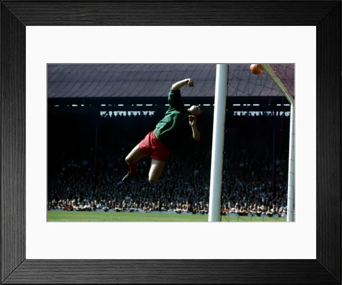 Framed Print : English League Division One match at Anfield. Liverpool 2 v Manchester City 1 Framed Print : English League Division One match at Anfield. Liverpool 2 v Manchester City 1