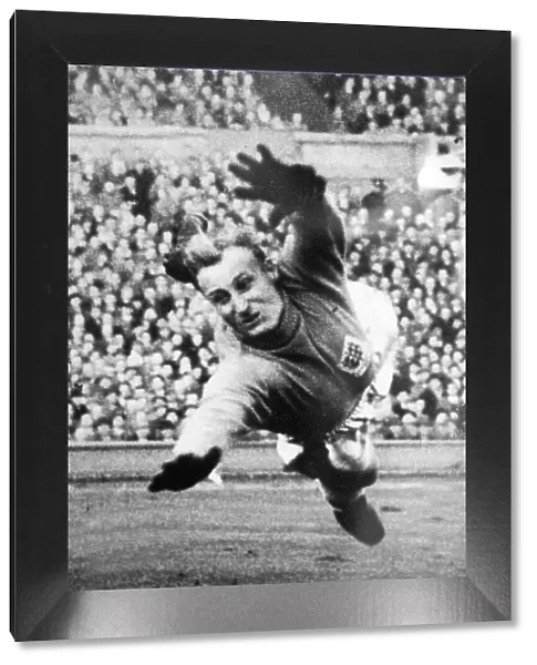 Bert Williams former Wolverhampton Wanderers and England goalkeeper who played during the 1950s. OPS Bert Williams playing for England circa. 1950