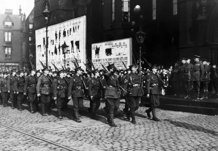 Framed Print : The 16th Manchesters march past Lord Kitchener at Manchester Town Hall with the rest of