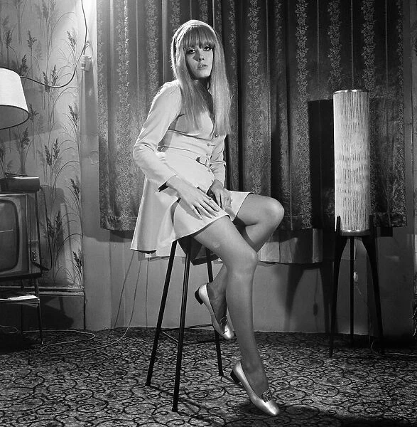 19-year-old actress Wendy Richard at her home in London. 18th December 1966