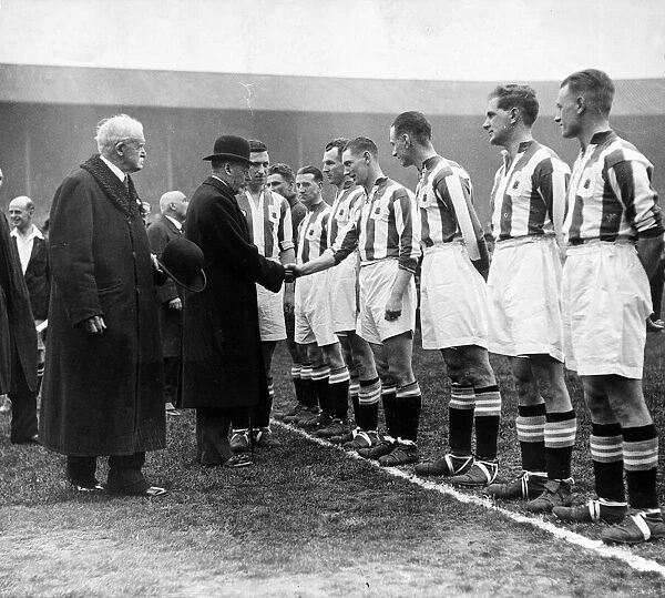 1930 Cup Final. King George V meets the Huddersfield team before the match against