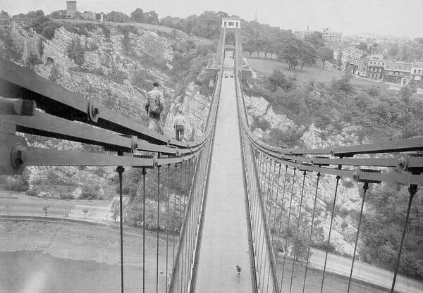 1940 maintenance on the Clifton Suspension bridge