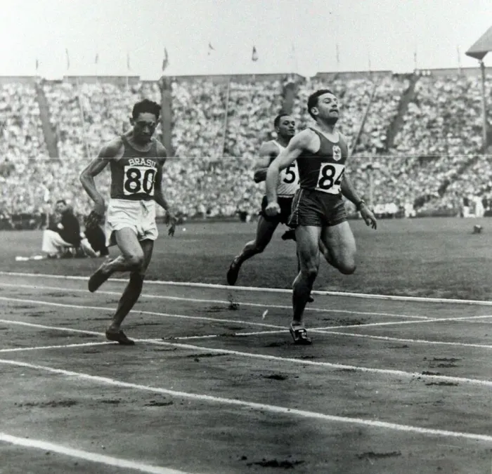 Framed Print : 1948 Olympic Games Competitors cross the finishing line in the Wembley Stadium