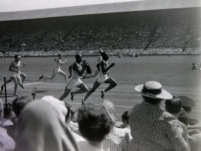 Framed Print : 1948 Olympic Games Harrison wins the 100 metre sprint final during the 1948 London Framed Print : 1948 Olympic Games Harrison wins the 100 metre sprint final during the 1948 London