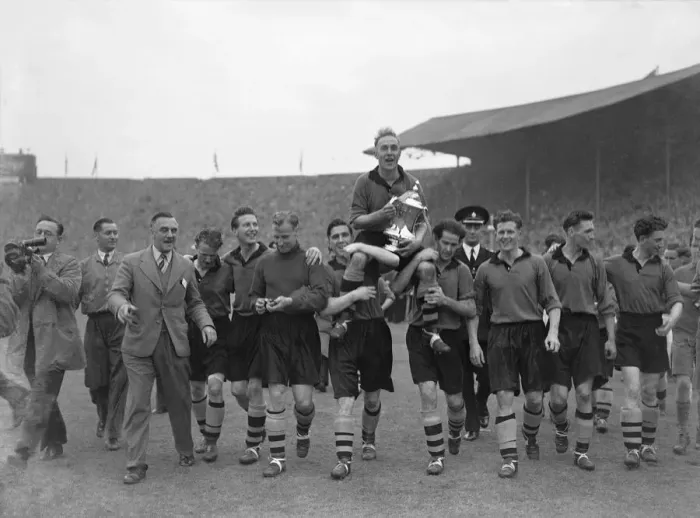 Framed Print : 1949 FA Cup Final at Wembley Stadium Wolverhampton Wanderers 3 v Leicester City 1 Framed Print : 1949 FA Cup Final at Wembley Stadium Wolverhampton Wanderers 3 v Leicester City 1