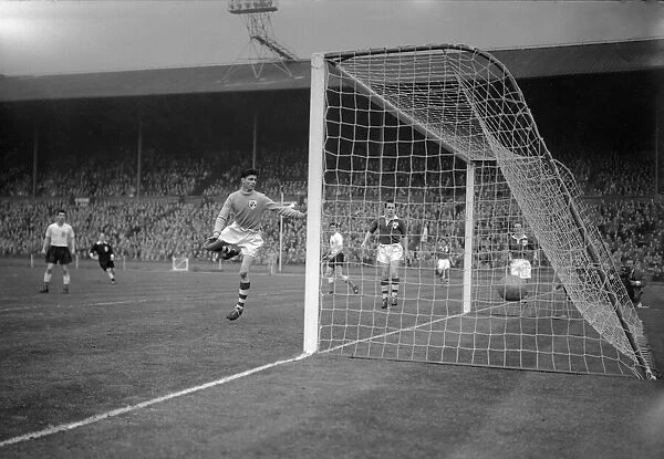 1958 World Cup Qualifying match at Wembley Stadium. England 5 v Republic of