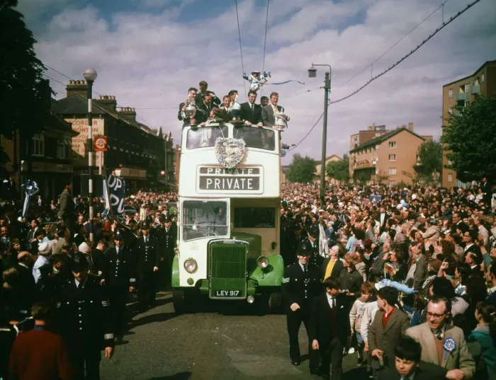 Framed Print : 1960 1961 Tottenham Hotspur Double Winning Season, Spurs team return to London in open