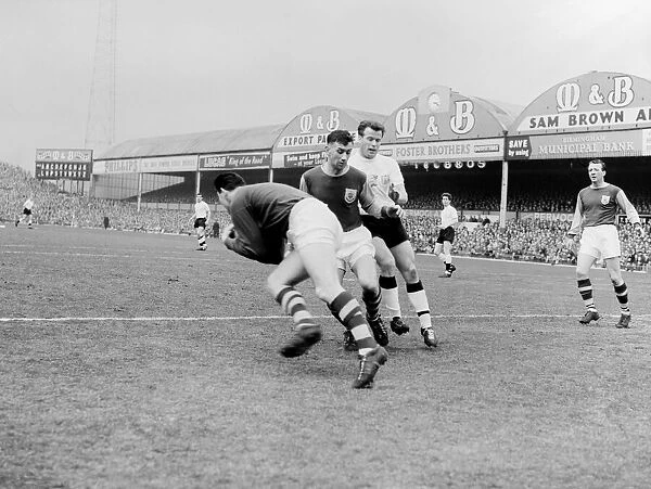 1962 FA Cup. Burnley 1 v. Fulham 1. Action from the game. 31st March 1962