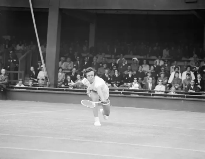 Framed Print : 1962 Wimbledon Championships at the All England Lawn Tennis and Croquet Club in Wimbledon Framed Print : 1962 Wimbledon Championships at the All England Lawn Tennis and Croquet Club in Wimbledon
